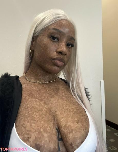 Freckledn nude leaked OnlyFans photo #4