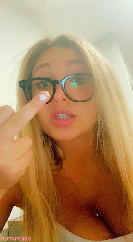 Meakelena nude leaked OnlyFans photo #97