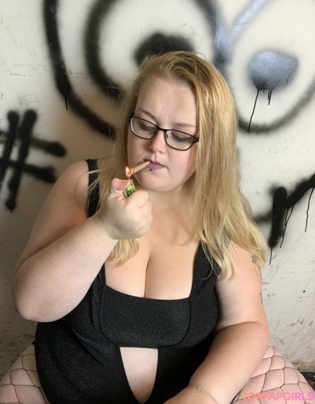 Obeymisselle nude leaked OnlyFans photo #234