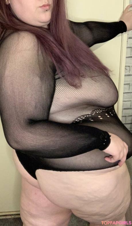 Obeymisselle nude leaked OnlyFans photo #47