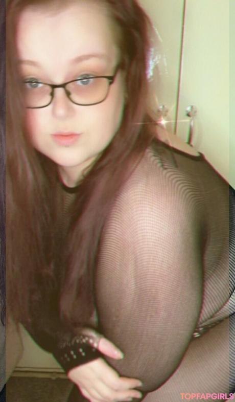 Obeymisselle nude leaked OnlyFans photo #55