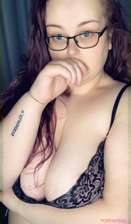 Obeymisselle nude leaked OnlyFans photo #90