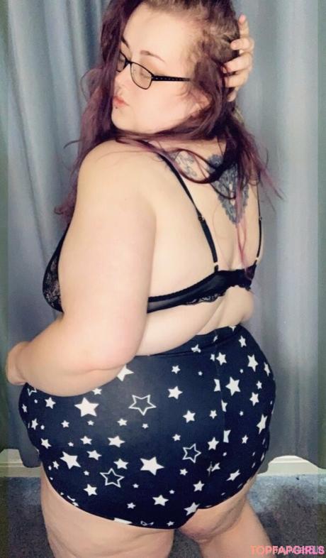 Obeymisselle nude leaked OnlyFans photo #96
