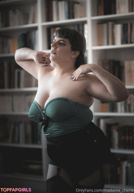 Madame_cherie nude leaked OnlyFans photo #176