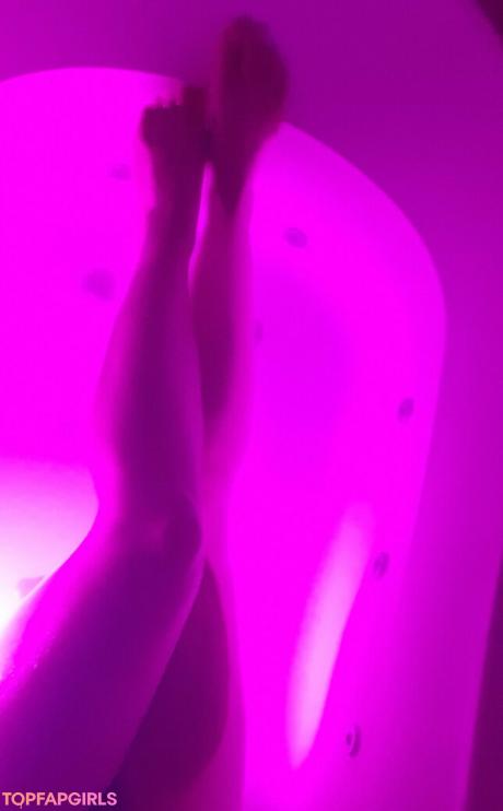 Madame_cherie nude leaked OnlyFans photo #397