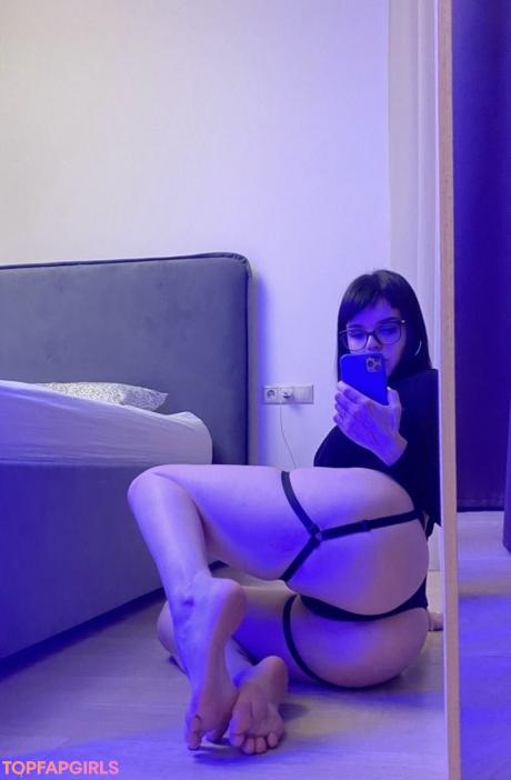 Es.lain nude leaked OnlyFans photo #622