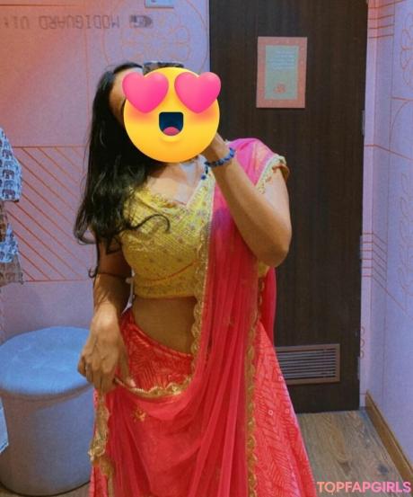 Desi nude leaked OnlyFans photo #30