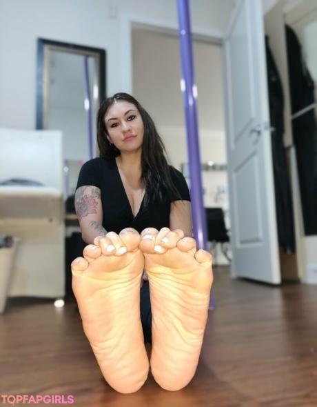 Feetiefuntime nude leaked OnlyFans photo #56