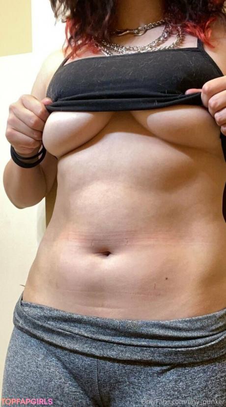 Tiny_punker nude leaked OnlyFans photo #16