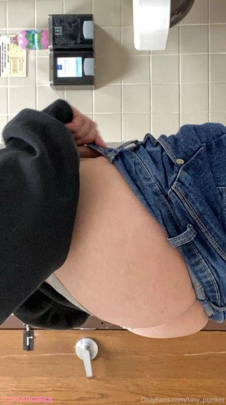 Tiny_punker nude leaked OnlyFans photo #39