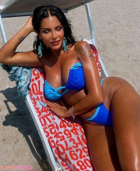 Ginia nude leaked OnlyFans photo #6