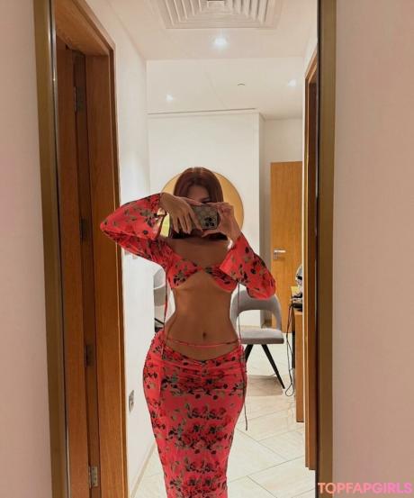 Laurgmzz nude leaked OnlyFans photo #173