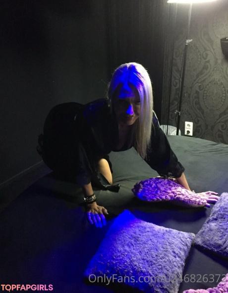 Emma nude leaked OnlyFans photo #297