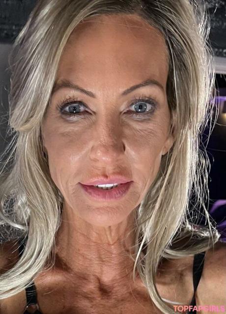 Emma nude leaked OnlyFans photo #581