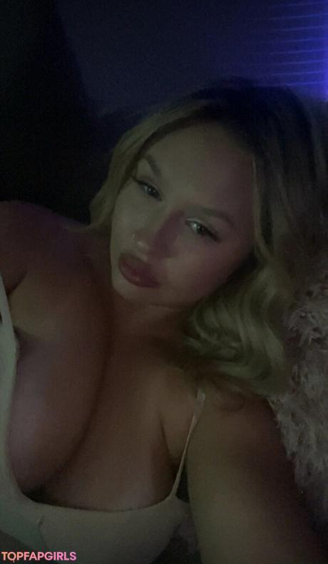 Gelina.marie nude leaked OnlyFans photo #76