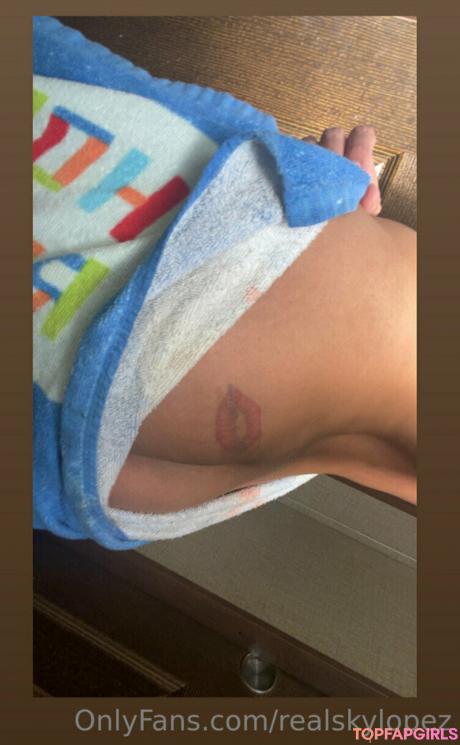 Sky nude leaked OnlyFans photo #8