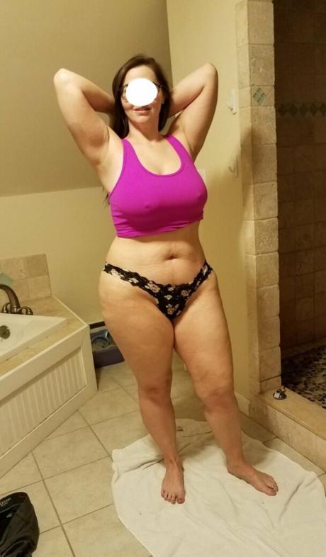 Myprettywifesfeet nude leaked OnlyFans photo #21