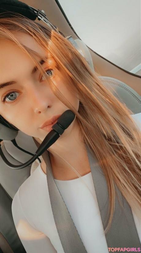 Becca_aviatrix nude leaked OnlyFans photo #52