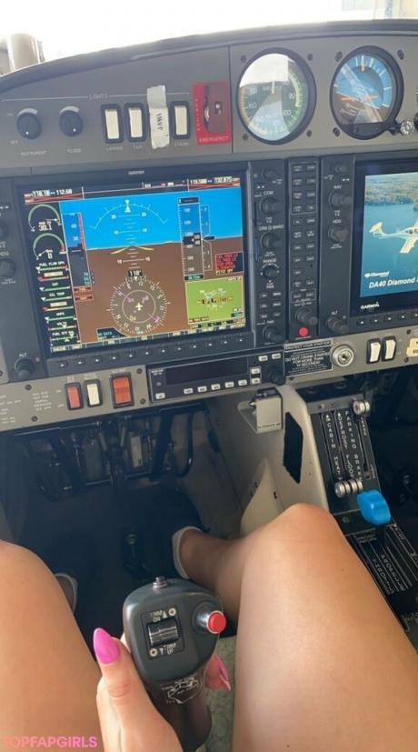 Becca_aviatrix nude leaked OnlyFans photo #58