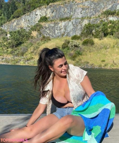 Bec nude leaked OnlyFans photo #71