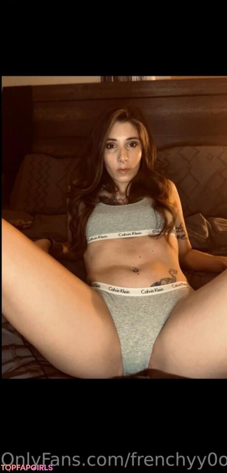 Frenchyy nude leaked OnlyFans photo #23