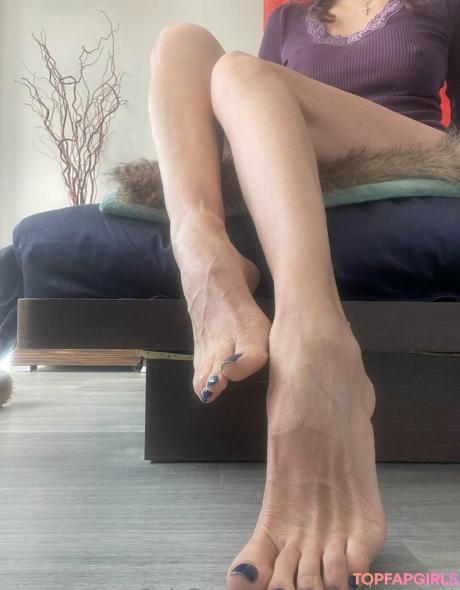 Bornroyal_feet nude leaked OnlyFans photo #36