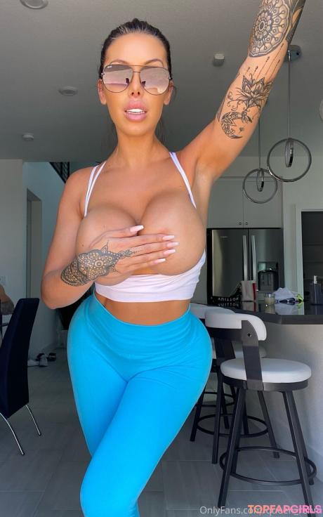 Savanna nude leaked OnlyFans photo #7