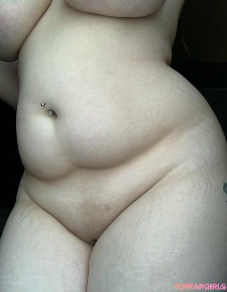 Sluttylilrose nude leaked OnlyFans photo #15