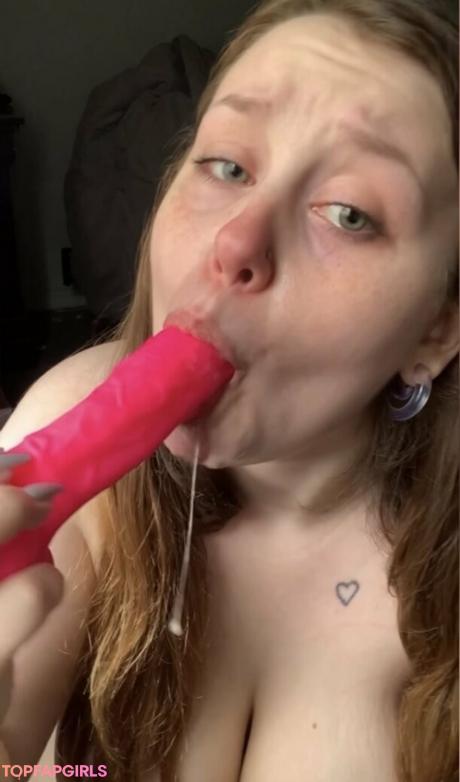 Sluttylilrose nude leaked OnlyFans photo #205