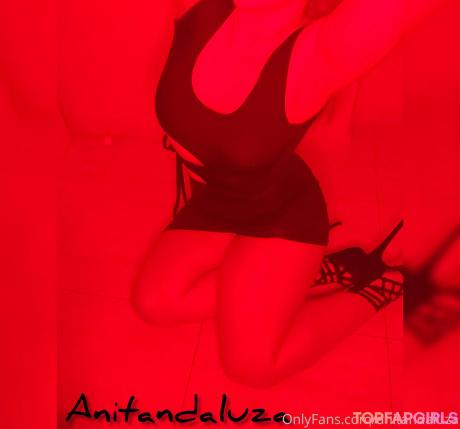 Anitandaluza nude leaked OnlyFans photo #7