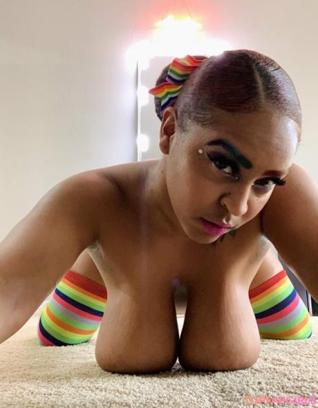 Uofgaia nude leaked OnlyFans photo #5