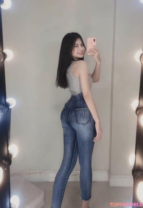 YiYi nude leaked OnlyFans photo #13