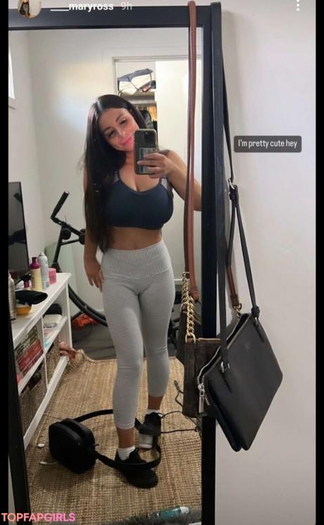 Maryross nude leaked OnlyFans photo #1