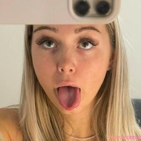 Laurengrey18 nude leaked OnlyFans photo #20