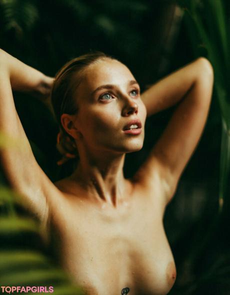 Polina nude leaked OnlyFans photo #129