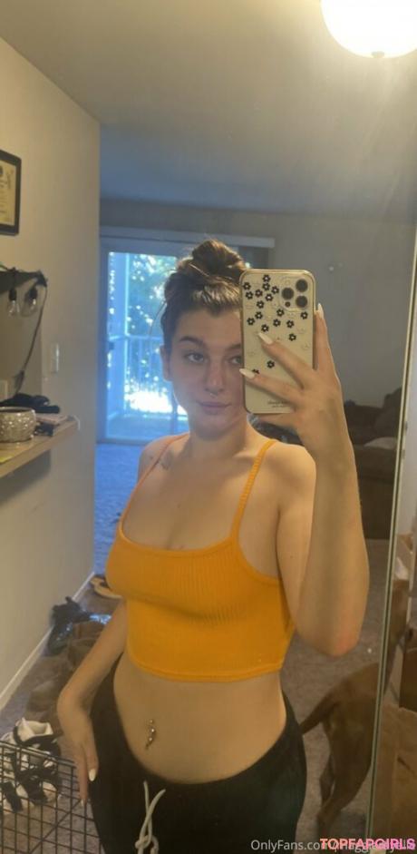 Maggierayelle nude leaked OnlyFans photo #77