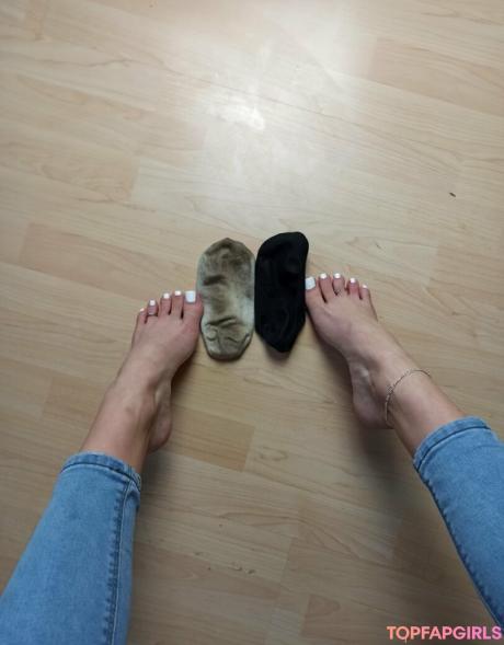 Emmyfeetandsocks nude leaked OnlyFans photo #22