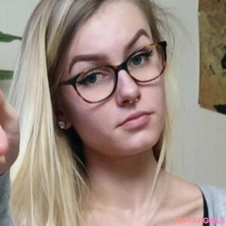Emmyfeetandsocks nude leaked OnlyFans photo #68