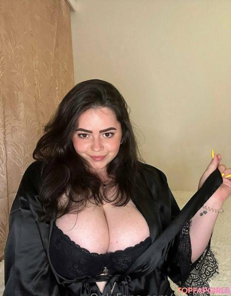 Curvylizzz nude leaked OnlyFans photo #23