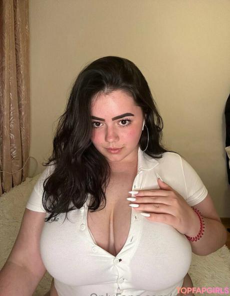 Curvylizzz nude leaked OnlyFans photo #27