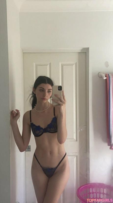 Littleleahxo nude leaked OnlyFans photo #12