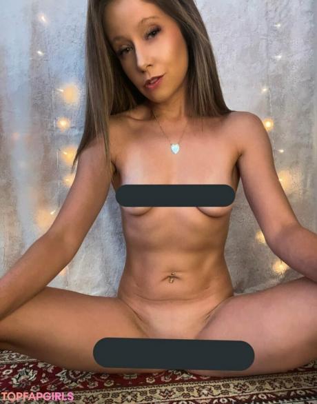 Thealliepaigefree nude leaked OnlyFans photo #2