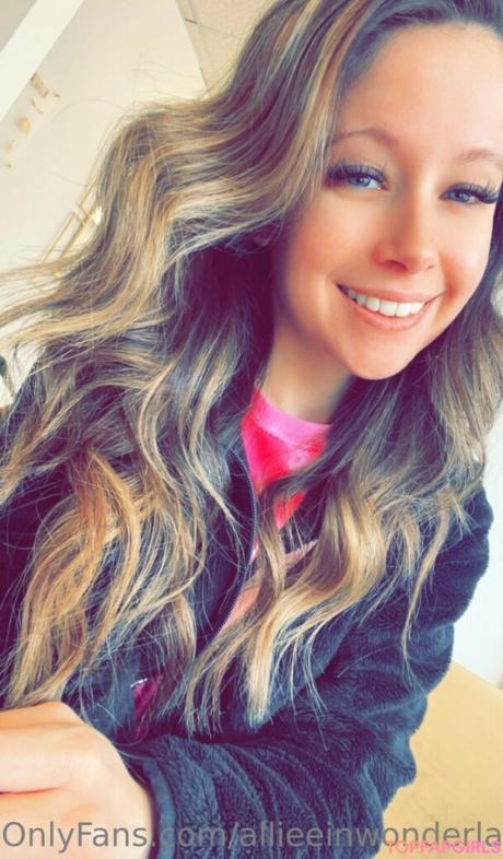 Thealliepaigefree nude leaked OnlyFans photo #99