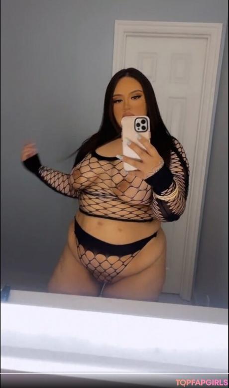 Stxrbeltran nude leaked OnlyFans photo #4