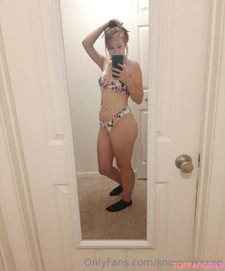 Snowcakesxo nude leaked OnlyFans photo #2