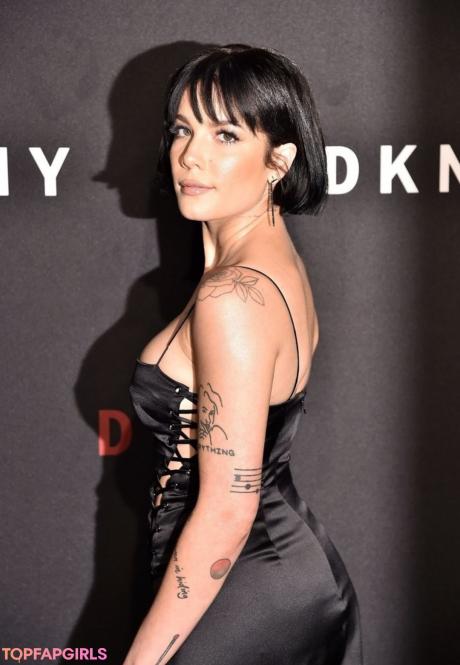 Halsey nude leaked OnlyFans photo #159