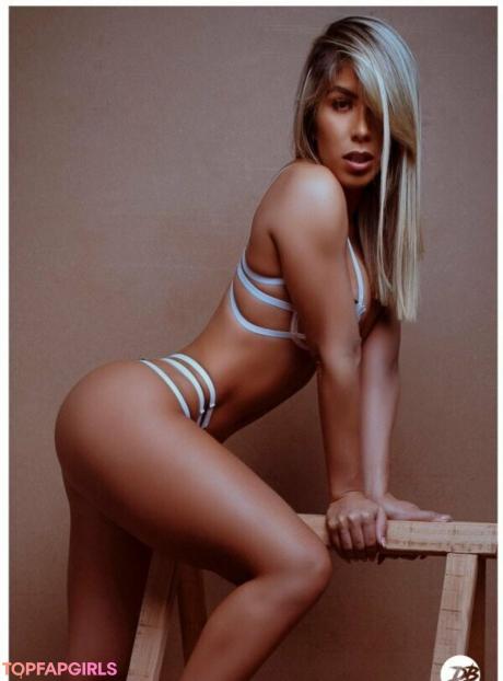 Sole nude leaked OnlyFans photo #9
