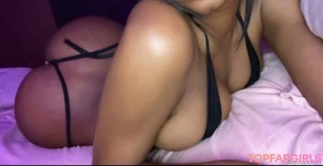 Alenaxairi nude leaked OnlyFans photo #13
