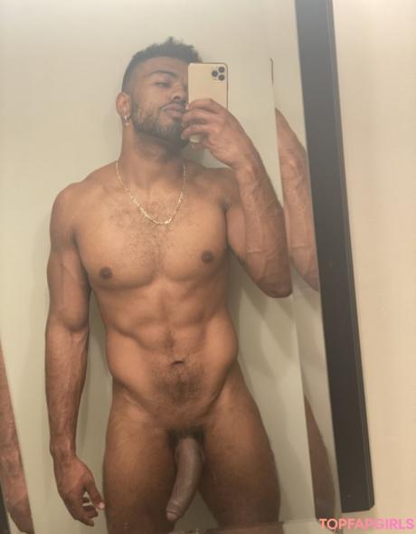 Yourboyfcisco nude leaked OnlyFans pic