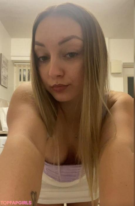 The nude leaked OnlyFans photo #5